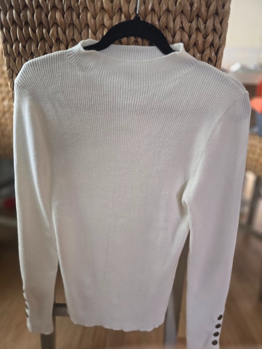 Boutique Ribbed Knit Mock Neck Sweater White Sleeve Button Accents - MEDIUM